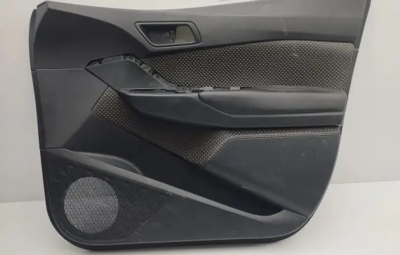 Toyota C-HR I Front door card panel trim 67061F4020C4