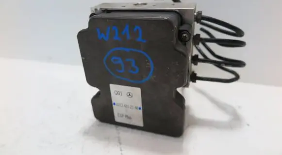 Mercedes-Benz E W212 ABS Pump A2124312148