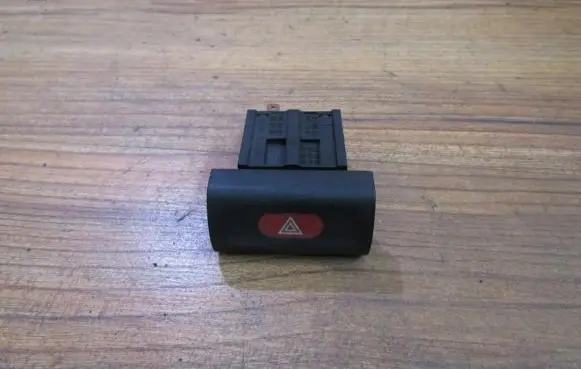 Opel Vectra B Hazard light switch 90565714 90493804