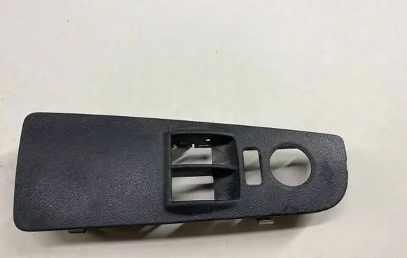 Fiat Grande Punto Front door window switch trim 735380444 735423371 610423
