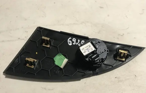 Opel Zafira C Front door high frequency speaker 13240946 13352044