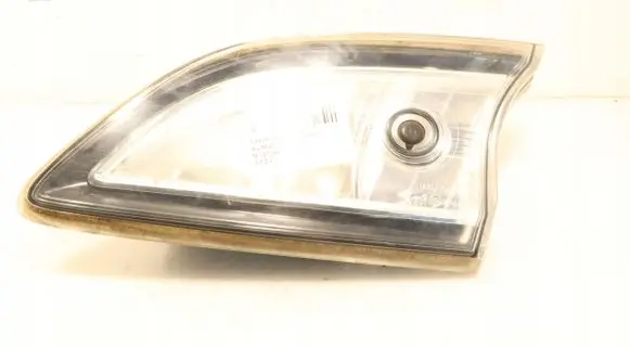 Mazda 3 II Rear/tail lights P8241R
