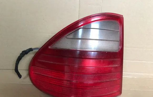 Mercedes-Benz E W210 Rear/tail lights A2108204764
