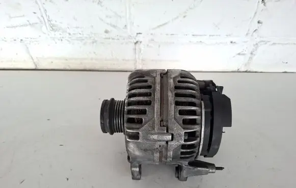 Audi A4 S4 B6 8E 8H Generator/alternator 028903029Q