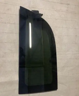 Chrysler Grand Voyager V Rear side window