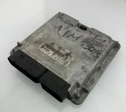 Volkswagen PASSAT B5 Engine control unit/module 038906019A 28SA3977 0281001691