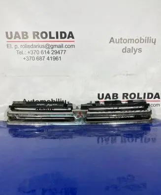 Mitsubishi Space Runner Front bumper upper radiator grill MR275617