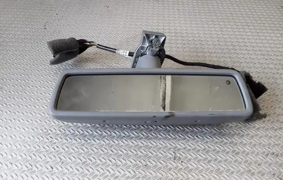 Rear view mirror (interior)
