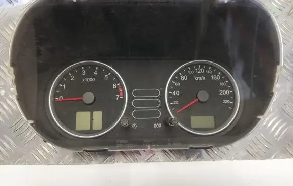 Ford Fusion Speedometer (instrument cluster) 44ZNMZU253
