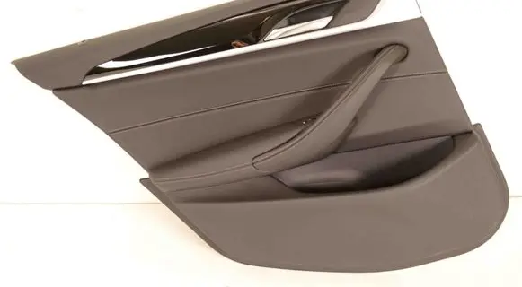 BMW 5 G30 G31 Rear door card panel trim