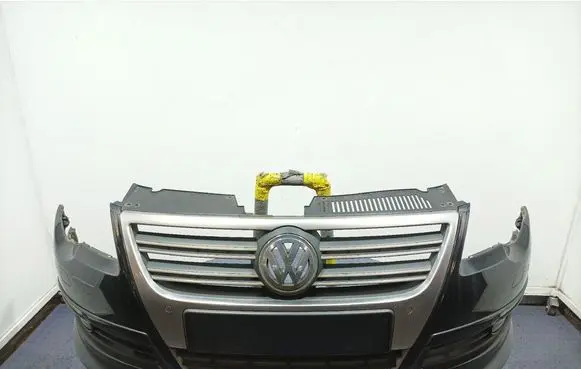 Volkswagen PASSAT B6 Front bumper 