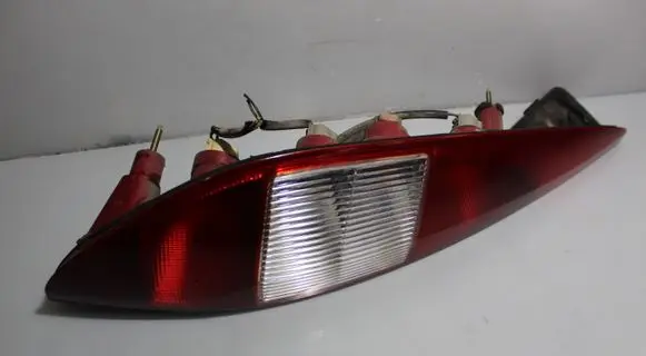 Ford Mondeo Mk III Rear/tail lights
