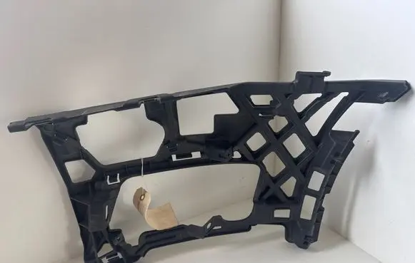 Volkswagen Golf VII Front bumper mounting bracket 5G0807724D