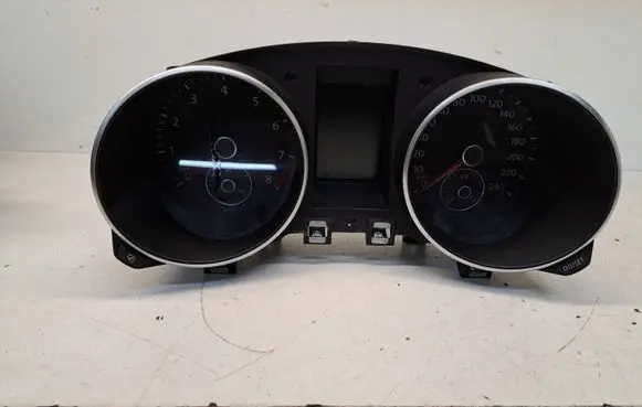 Volkswagen Golf VI Speedometer (instrument cluster) 5K0920960F3219792