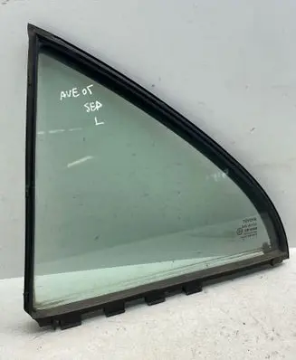 Toyota Avensis T250 Rear door window glass 43R00048 DOT24AS2M68