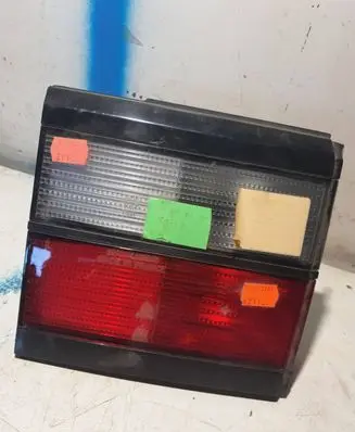 Volkswagen PASSAT B3 Tailgate rear/tail lights