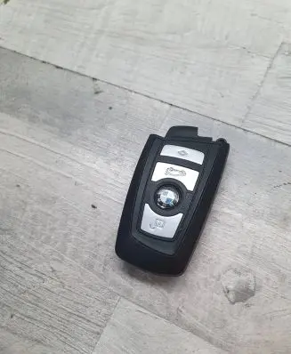 BMW 5 F10 F11 Ignition key/card 100491258 0700