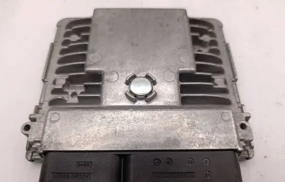Skoda Fabia Mk2 (5J) Engine control unit/module 03F906070HP 03F907309AL 5WP44845