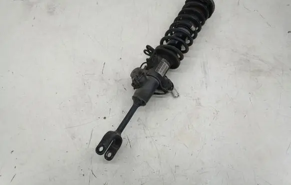 BMW 7 F01 F02 F03 F04 Front shock absorber with coil spring 679692601