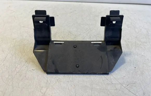 Audi Q2 - Aerial antenna amplifier 81A035205A