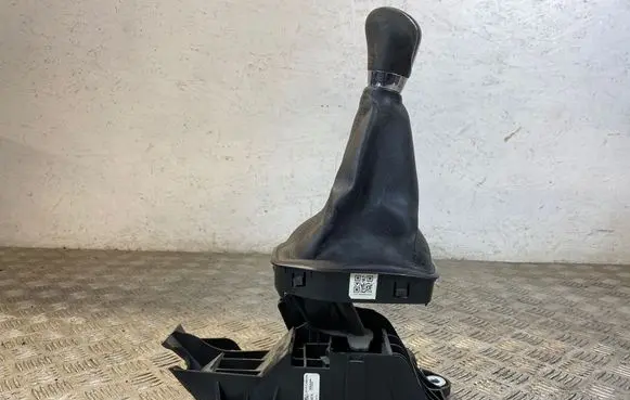 Ford Transit Courier Gear shifter/selector AV1R7C453CKA AV11R044H83
