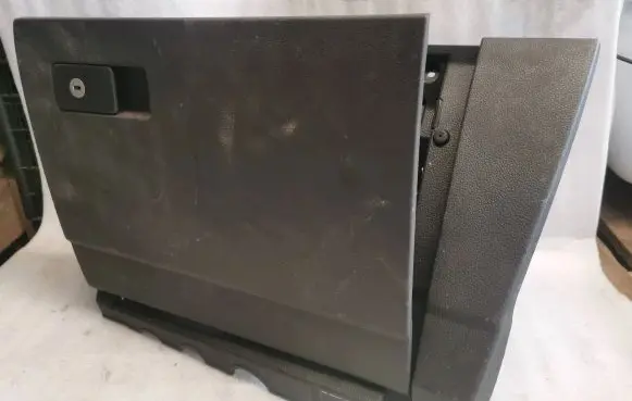 Volkswagen Sharan Glove box set 7N1857097 7N1857114