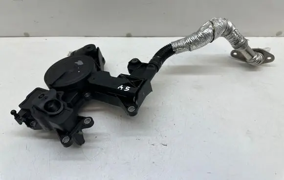 Audi A5 8T 8F Oil breather separator 06H103495AH 06J638A03K