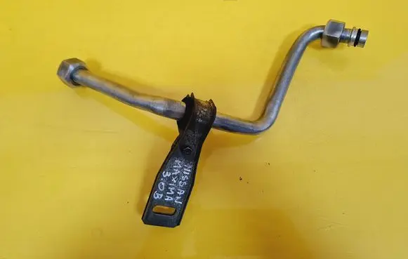 Nissan Maxima Air conditioning (A/C) pipe/hose 