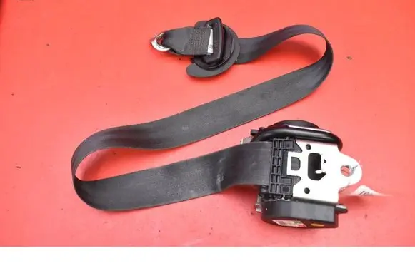 Volkswagen Golf V Front seatbelt 1K4857705AH