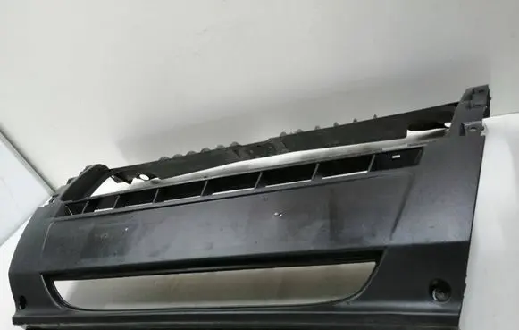 Front bumper lower grill