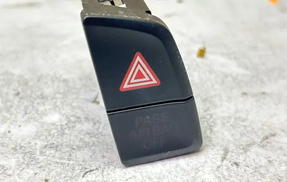 Audi Q5 SQ5 8R Hazard light switch 8R1941509A