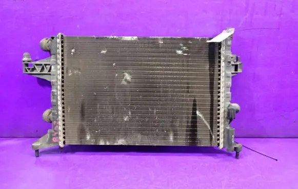 Opel Corsa C Coolant radiator 24445160