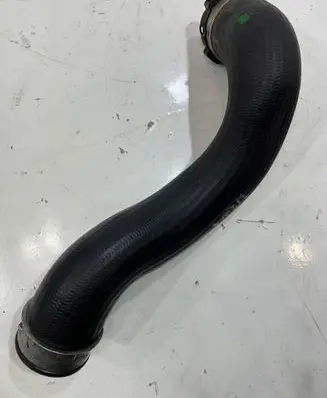 Mercedes-Benz E W212 Intercooler hose/pipe W207 . W212 COUPE | 888.112.437