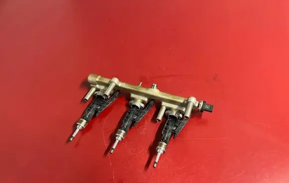 BMW X6 G06 Fuel injector 8656548 8631820 13538656548