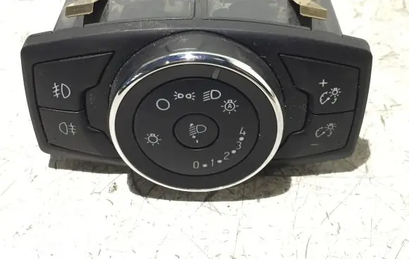 Ford Courier Light switch AV1T13D061AE 1034623901