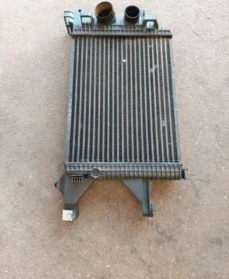 Mercedes-Benz Vario Intercooler radiator 6685000500