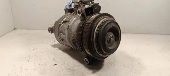Mercedes-Benz E W213 Air conditioning (A/C) compressor (pump) A0008301301