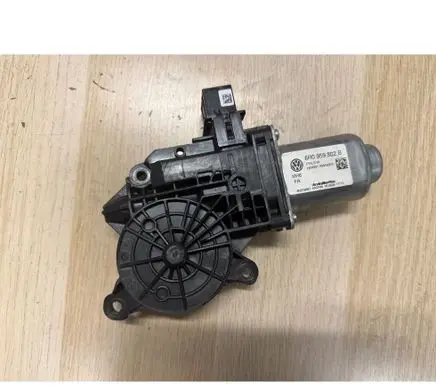 Seat Ibiza IV (6J,6P) Front door window regulator with motor 6R0959802B