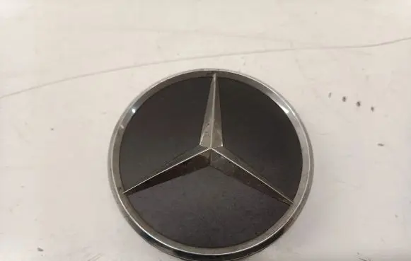 Mercedes-Benz E AMG W213 Original wheel cap A0004002700