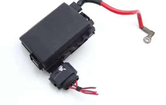 Volkswagen New Beetle Fuse module 1C0937549A