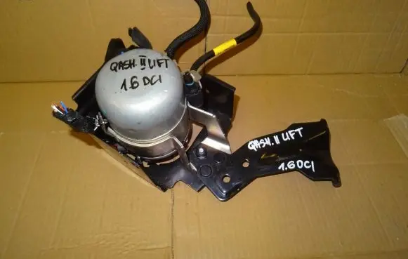 Nissan Qashqai Fuel filter housing 