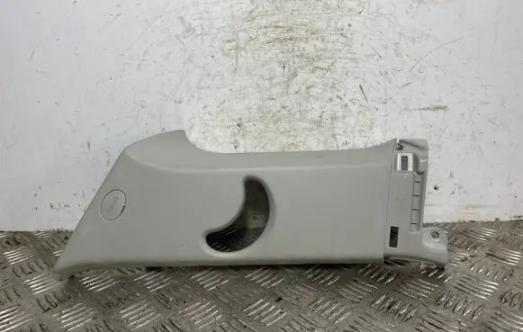 KIA Sorento Other interior part 85860C5000