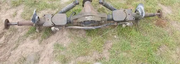 Renault Master III Rear axle beam with reductor 