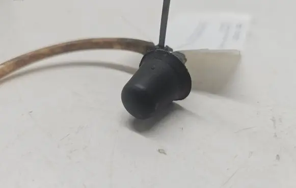 Windshield washer spray nozzle