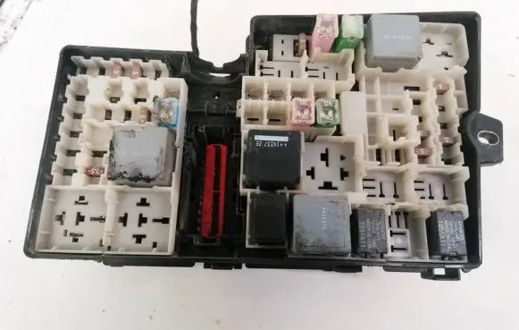 Fuse box set