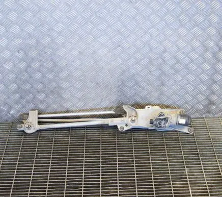Mitsubishi L200 Front wiper linkage and motor 8250A125 WM07B