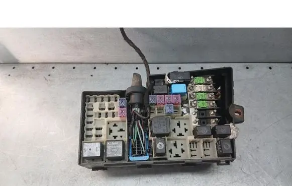 Mazda 3 I Fuse box set 3M51-14A142--AE