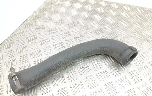 Opel Zafira B Intercooler hose/pipe