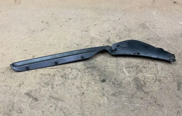 Citroen C5 Tailgate trim 9662972077
