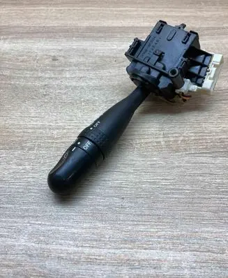 Toyota Corolla Verso E121 Indicator stalk 1736481